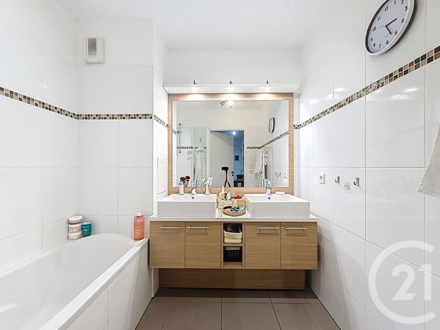 Appartement F4 à vendre - 4 pièces - 84.12 m2 - BOULOGNE BILLANCOURT - 92 - ILE-DE-FRANCE - Century 21 Agence Jaurès