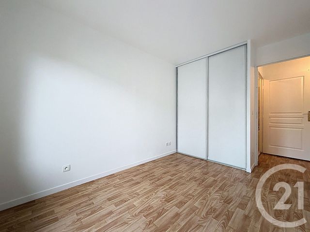Appartement T2 à louer - 2 pièces - 43.66 m2 - LA GARENNE COLOMBES - 92 - ILE-DE-FRANCE - Century 21 Agence Jaurès