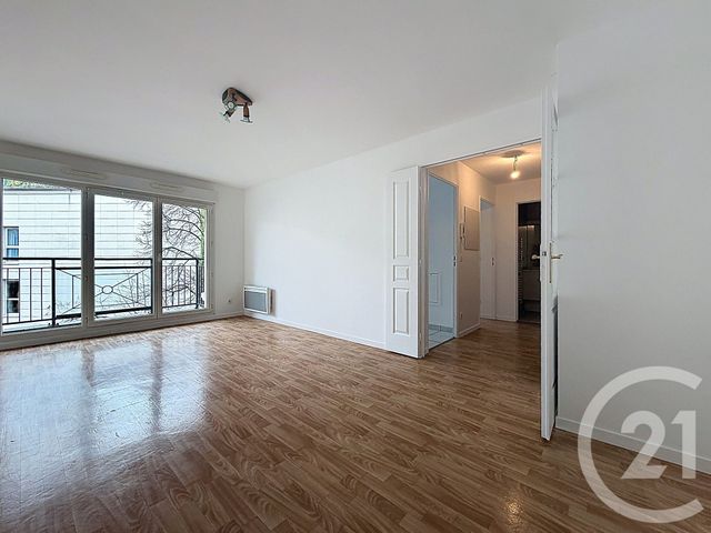 Appartement T2 à louer - 2 pièces - 43.66 m2 - LA GARENNE COLOMBES - 92 - ILE-DE-FRANCE - Century 21 Agence Jaurès