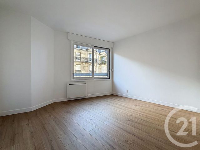 Appartement T4 à louer - 4 pièces - 105.87 m2 - PARIS - 75015 - ILE-DE-FRANCE - Century 21 Agence Jaurès