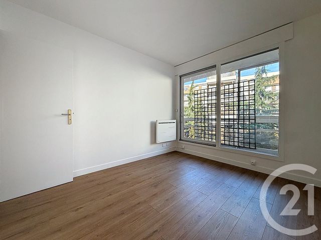 Appartement T4 à louer - 4 pièces - 105.87 m2 - PARIS - 75015 - ILE-DE-FRANCE - Century 21 Agence Jaurès