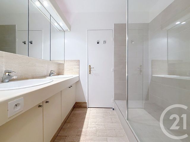 Appartement T4 à louer - 4 pièces - 105.87 m2 - PARIS - 75015 - ILE-DE-FRANCE - Century 21 Agence Jaurès