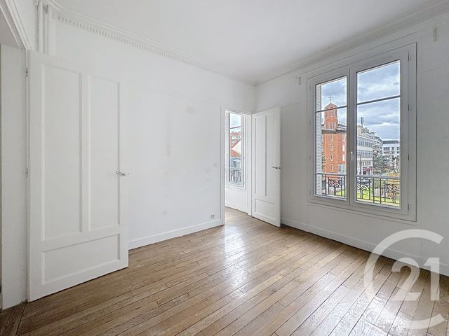 Appartement F2 à vendre - 2 pièces - 54.09 m2 - BOULOGNE BILLANCOURT - 92 - ILE-DE-FRANCE - Century 21 Agence Jaurès