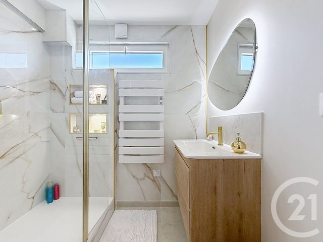 Appartement F3 à vendre - 3 pièces - 56.09 m2 - BOULOGNE BILLANCOURT - 92 - ILE-DE-FRANCE - Century 21 Agence Jaurès