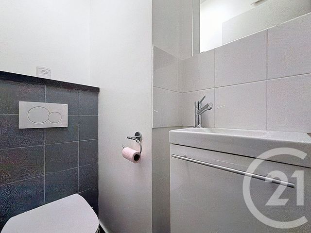 Appartement T3 à louer - 3 pièces - 65.73 m2 - NEUILLY SUR SEINE - 92 - ILE-DE-FRANCE - Century 21 Agence Jaurès