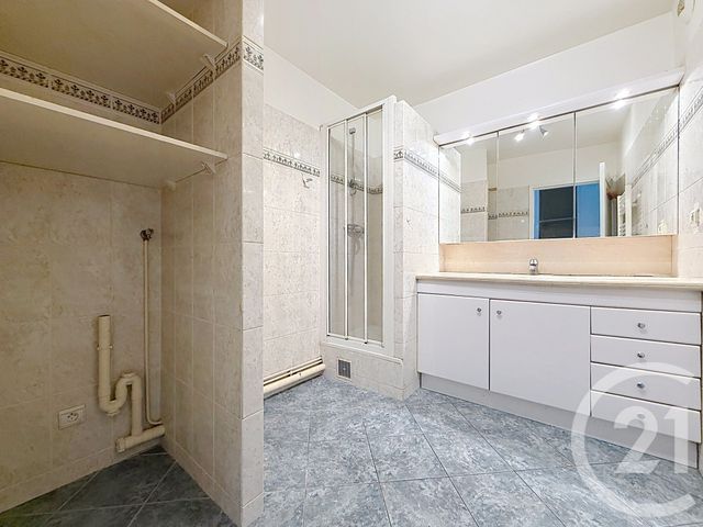 Appartement F3 à vendre - 3 pièces - 70.76 m2 - BOULOGNE BILLANCOURT - 92 - ILE-DE-FRANCE - Century 21 Agence Jaurès