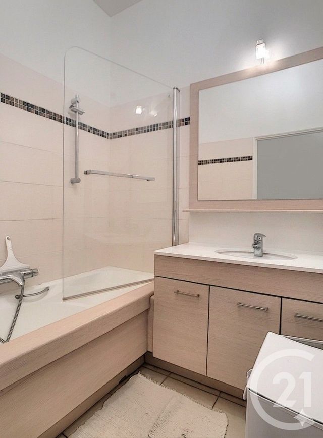 Appartement T2 à louer - 2 pièces - 44.5 m2 - BOULOGNE BILLANCOURT - 92 - ILE-DE-FRANCE - Century 21 Agence Jaurès