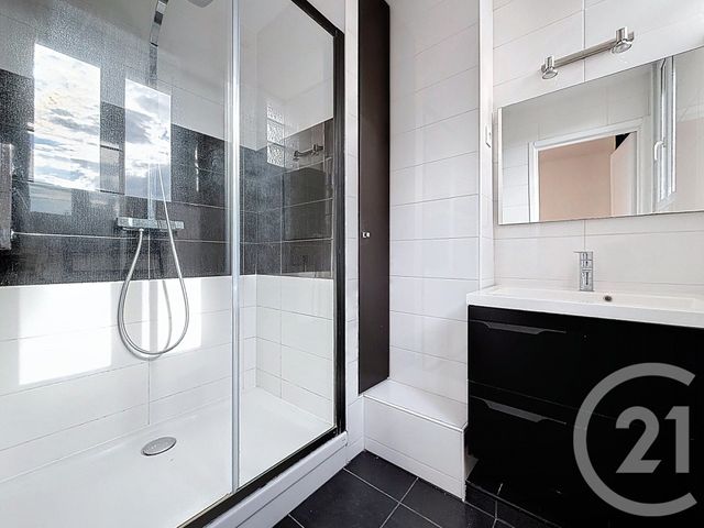 Appartement T2 à louer - 2 pièces - 43.25 m2 - BOULOGNE BILLANCOURT - 92 - ILE-DE-FRANCE - Century 21 Agence Jaurès