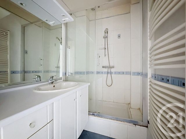 Appartement T2 à vendre - 2 pièces - 49.88 m2 - BOULOGNE BILLANCOURT - 92 - ILE-DE-FRANCE - Century 21 Agence Jaurès
