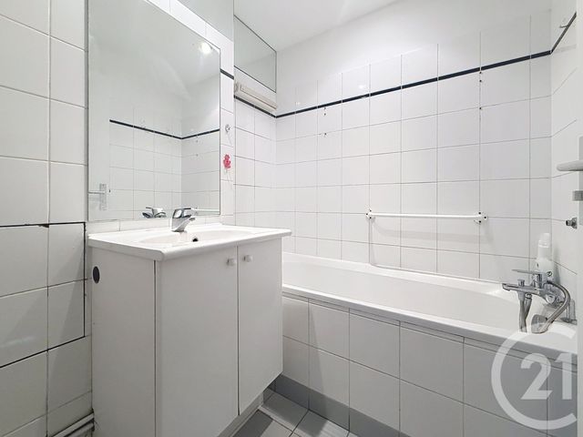 Appartement F2 à vendre - 2 pièces - 45.01 m2 - CHAVILLE - 92 - ILE-DE-FRANCE - Century 21 Agence Jaurès