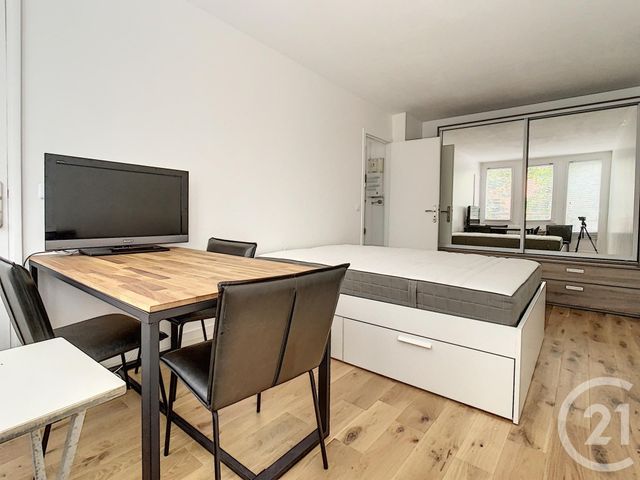 Appartement F2 à louer - 2 pièces - 42.54 m2 - BOULOGNE BILLANCOURT - 92 - ILE-DE-FRANCE - Century 21 Agence Jaurès
