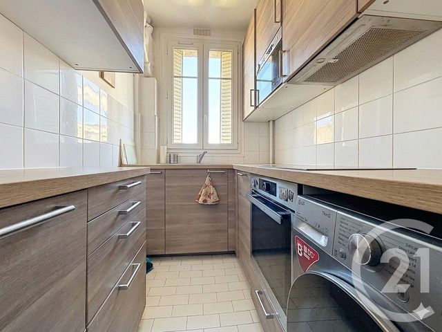 Appartement T2 à louer - 2 pièces - 41.4 m2 - BOULOGNE BILLANCOURT - 92 - ILE-DE-FRANCE - Century 21 Agence Jaurès