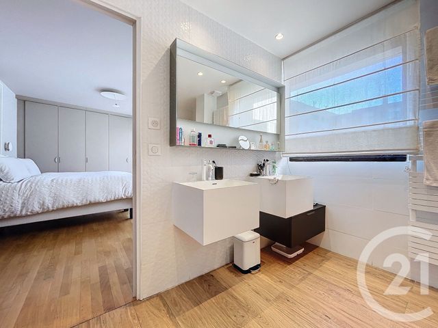 Appartement F5 à vendre - 5 pièces - 219.94 m2 - BOULOGNE BILLANCOURT - 92 - ILE-DE-FRANCE - Century 21 Agence Jaurès
