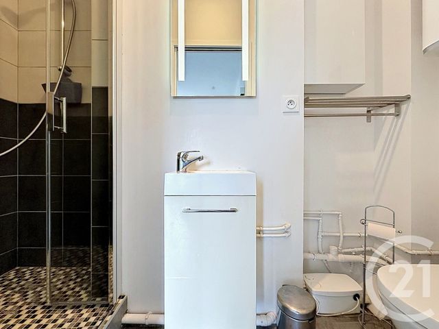Appartement T2 à louer - 2 pièces - 25.85 m2 - ISSY LES MOULINEAUX - 92 - ILE-DE-FRANCE - Century 21 Agence Jaurès