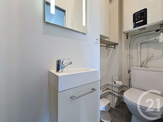 Appartement T2 à louer - 2 pièces - 25.85 m2 - ISSY LES MOULINEAUX - 92 - ILE-DE-FRANCE - Century 21 Agence Jaurès