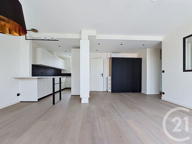 Appartement F3 à vendre - 3 pièces - 76.26 m2 - BOULOGNE BILLANCOURT - 92 - ILE-DE-FRANCE - Century 21 Agence Jaurès