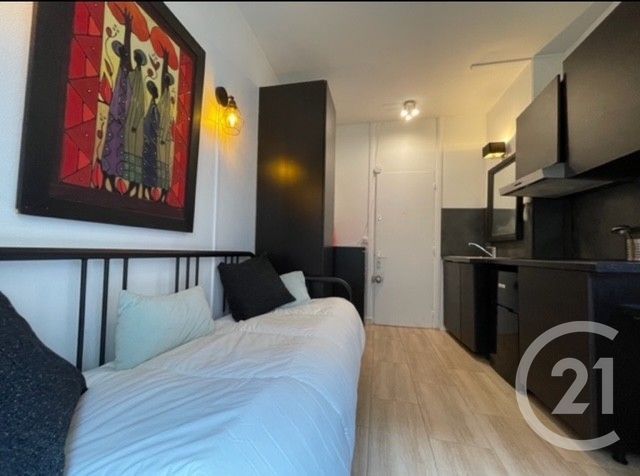 Appartement Studio à louer PARIS