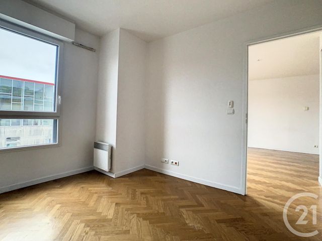 Appartement T2 à louer - 2 pièces - 46.07 m2 - ISSY LES MOULINEAUX - 92 - ILE-DE-FRANCE - Century 21 Agence Jaurès