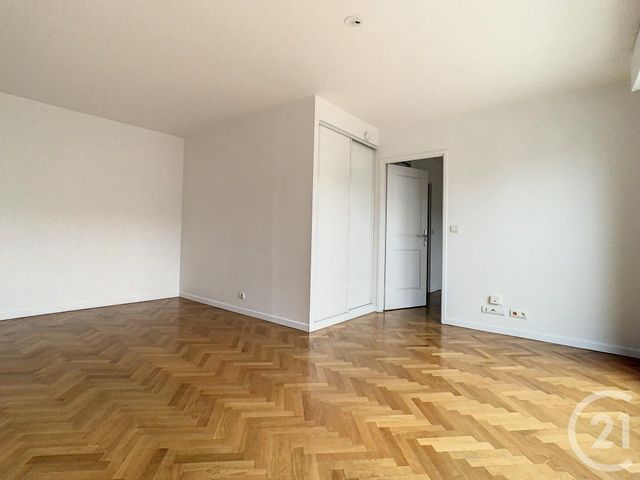 Appartement T2 à louer - 2 pièces - 46.07 m2 - ISSY LES MOULINEAUX - 92 - ILE-DE-FRANCE - Century 21 Agence Jaurès