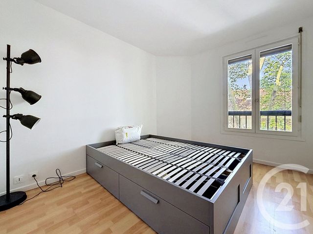 Appartement T2 à louer - 2 pièces - 47.27 m2 - MONTROUGE - 92 - ILE-DE-FRANCE - Century 21 Agence Jaurès