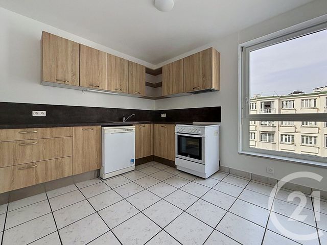 Appartement T3 à louer - 3 pièces - 84.7 m2 - COURBEVOIE - 92 - ILE-DE-FRANCE - Century 21 Agence Jaurès