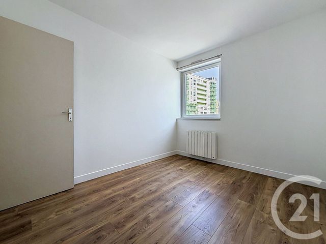 Appartement T3 à louer - 3 pièces - 84.7 m2 - COURBEVOIE - 92 - ILE-DE-FRANCE - Century 21 Agence Jaurès