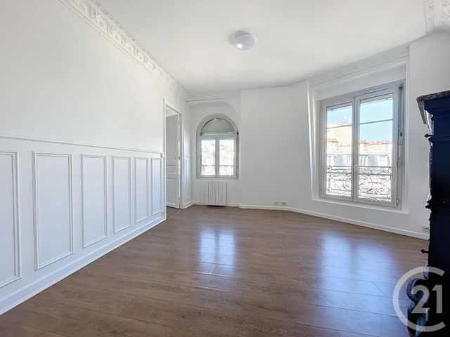 Appartement T2 à louer - 2 pièces - 37.56 m2 - PARIS - 75015 - ILE-DE-FRANCE - Century 21 Agence Jaurès