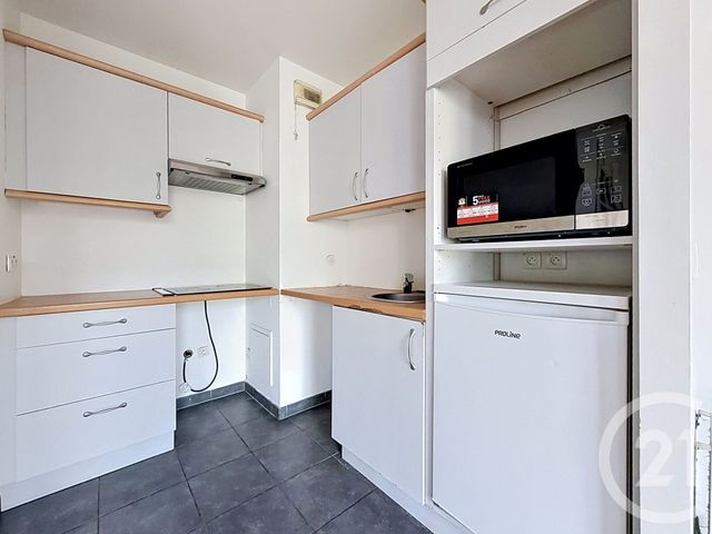 Appartement F2 à vendre - 2 pièces - 43.21 m2 - ISSY LES MOULINEAUX - 92 - ILE-DE-FRANCE - Century 21 Agence Jaurès