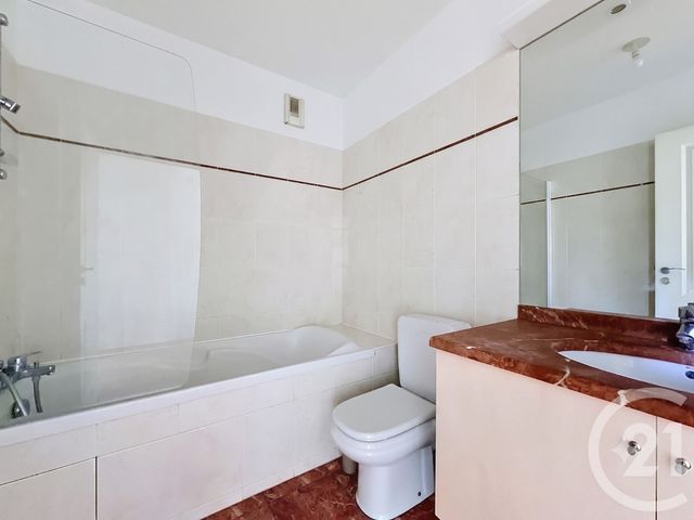 Appartement F2 à vendre - 2 pièces - 43.21 m2 - ISSY LES MOULINEAUX - 92 - ILE-DE-FRANCE - Century 21 Agence Jaurès
