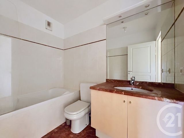 Appartement F2 à vendre - 2 pièces - 43.21 m2 - ISSY LES MOULINEAUX - 92 - ILE-DE-FRANCE - Century 21 Agence Jaurès