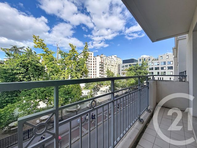 Appartement F2 à vendre - 2 pièces - 43.21 m2 - ISSY LES MOULINEAUX - 92 - ILE-DE-FRANCE - Century 21 Agence Jaurès