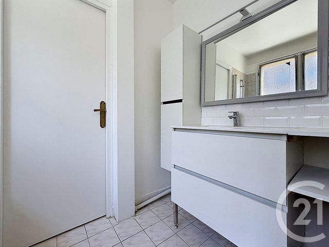 Appartement T3 à louer - 3 pièces - 62.72 m2 - BOULOGNE BILLANCOURT - 92 - ILE-DE-FRANCE - Century 21 Agence Jaurès