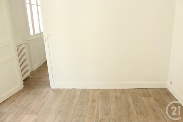 Appartement T2 à louer - 2 pièces - 28.39 m2 - BOULOGNE BILLANCOURT - 92 - ILE-DE-FRANCE - Century 21 Agence Jaurès