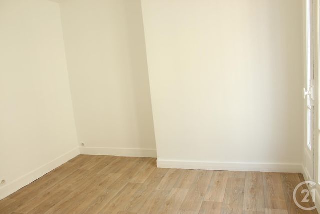 Appartement T2 à louer - 2 pièces - 28.39 m2 - BOULOGNE BILLANCOURT - 92 - ILE-DE-FRANCE - Century 21 Agence Jaurès