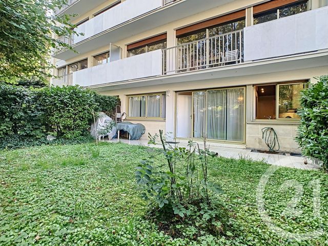 Appartement T2 à louer - 2 pièces - 43.94 m2 - ST CLOUD - 92 - ILE-DE-FRANCE - Century 21 Agence Jaurès