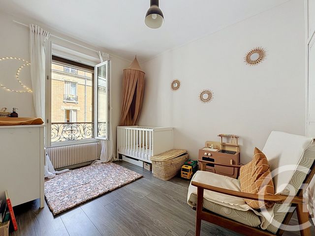 Appartement F5 à vendre - 5 pièces - 92.89 m2 - PARIS - 75012 - ILE-DE-FRANCE - Century 21 Agence Jaurès