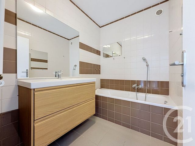 Appartement F3 à vendre - 3 pièces - 72.88 m2 - BOULOGNE BILLANCOURT - 92 - ILE-DE-FRANCE - Century 21 Agence Jaurès