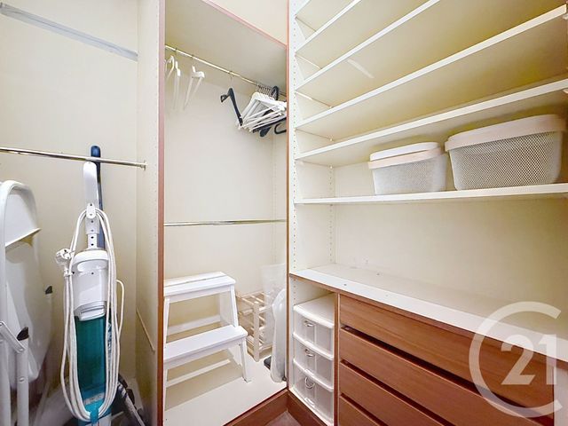 Appartement T2 à louer - 2 pièces - 46.1 m2 - PARIS - 75013 - ILE-DE-FRANCE - Century 21 Agence Jaurès