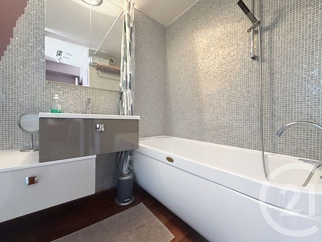 Appartement T2 à louer - 2 pièces - 46.1 m2 - PARIS - 75013 - ILE-DE-FRANCE - Century 21 Agence Jaurès