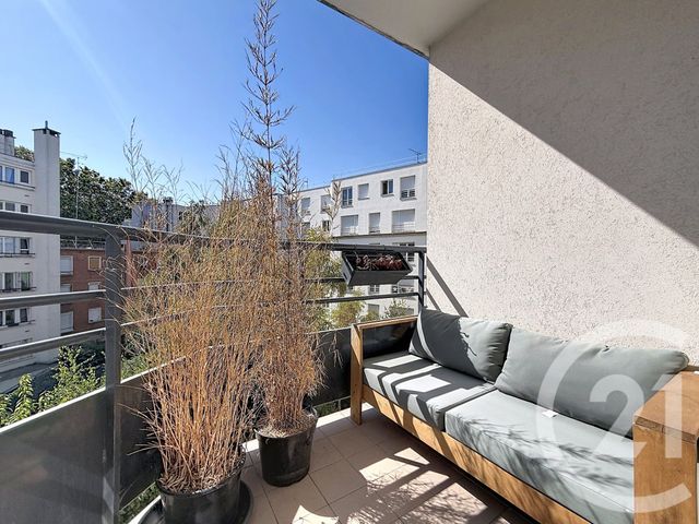 Appartement T2 à louer - 2 pièces - 46.05 m2 - ISSY LES MOULINEAUX - 92 - ILE-DE-FRANCE - Century 21 Agence Jaurès