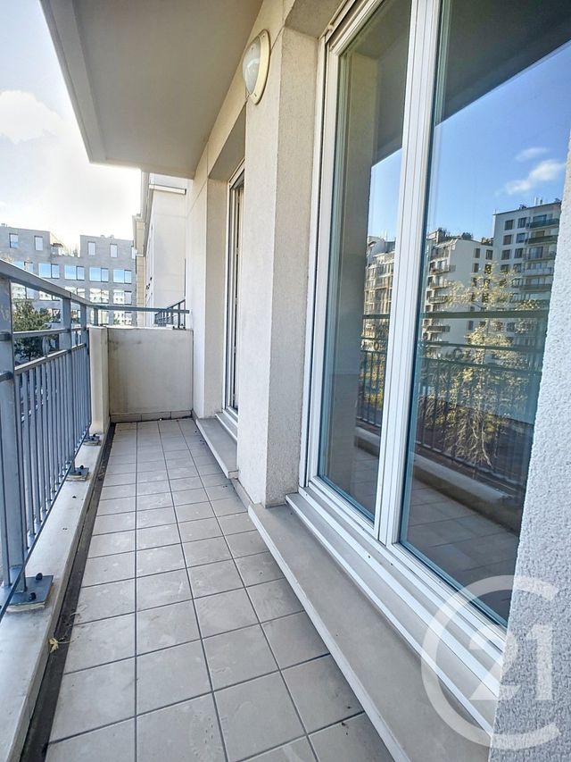 Appartement T2 à louer - 2 pièces - 43.21 m2 - ISSY LES MOULINEAUX - 92 - ILE-DE-FRANCE - Century 21 Agence Jaurès