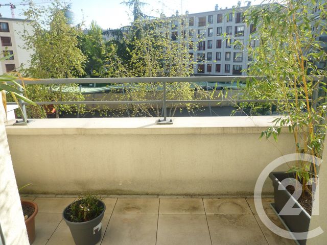Appartement T2 à louer - 2 pièces - 43.21 m2 - ISSY LES MOULINEAUX - 92 - ILE-DE-FRANCE - Century 21 Agence Jaurès