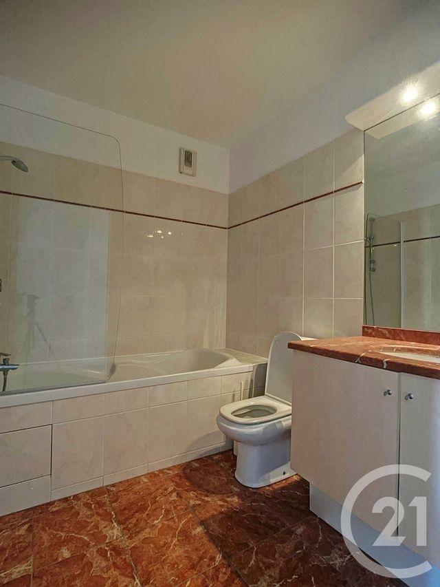 Appartement T2 à louer - 2 pièces - 43.21 m2 - ISSY LES MOULINEAUX - 92 - ILE-DE-FRANCE - Century 21 Agence Jaurès