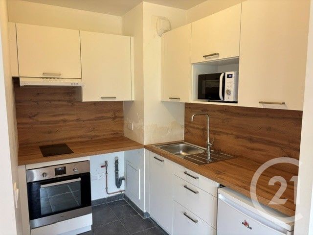 Appartement T2 à louer - 2 pièces - 43.21 m2 - ISSY LES MOULINEAUX - 92 - ILE-DE-FRANCE - Century 21 Agence Jaurès