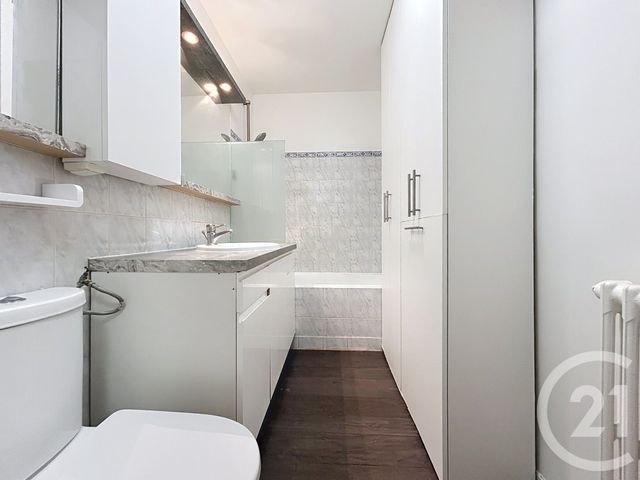 Appartement T2 à louer - 2 pièces - 49.16 m2 - ISSY LES MOULINEAUX - 92 - ILE-DE-FRANCE - Century 21 Agence Jaurès