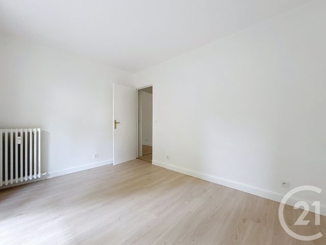 Appartement T2 à louer - 2 pièces - 49.16 m2 - ISSY LES MOULINEAUX - 92 - ILE-DE-FRANCE - Century 21 Agence Jaurès