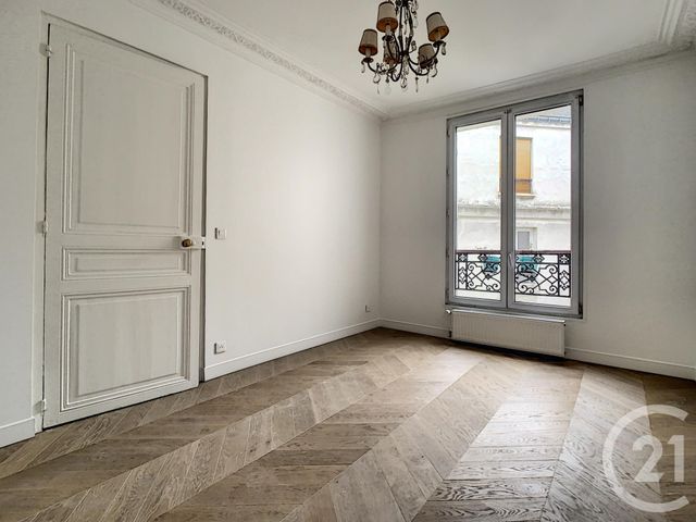 Appartement T2 à louer - 2 pièces - 40.8 m2 - PARIS - 75010 - ILE-DE-FRANCE - Century 21 Agence Jaurès