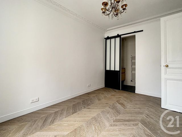 Appartement T2 à louer - 2 pièces - 40.8 m2 - PARIS - 75010 - ILE-DE-FRANCE - Century 21 Agence Jaurès
