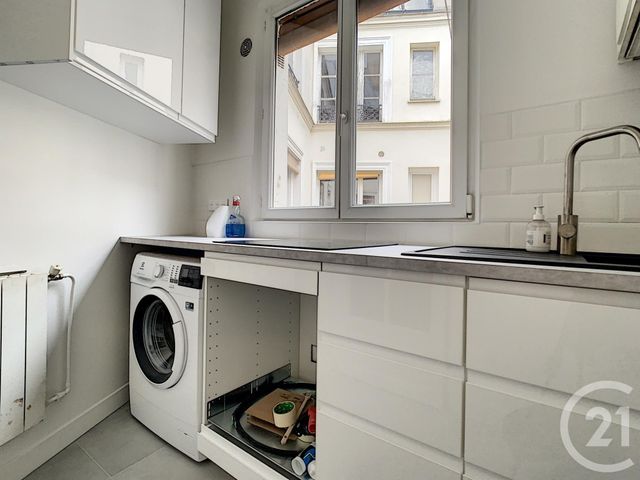 Appartement T2 à louer - 2 pièces - 40.8 m2 - PARIS - 75010 - ILE-DE-FRANCE - Century 21 Agence Jaurès