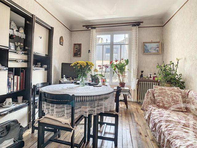 Afficher la photo en grand Appartement F2 à vendre - 2 pièces - 41.62 m2 - BOULOGNE BILLANCOURT - 92 - ILE-DE-FRANCE - Century 21 Agence Jaurès